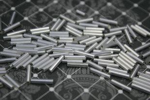 Бисер Япония 9 мм BUGLE 5 г 2100