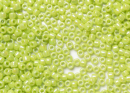 Бисер Япония круглый 11/0 10г 0404 зеленое яблоко, радужный непрозрачный